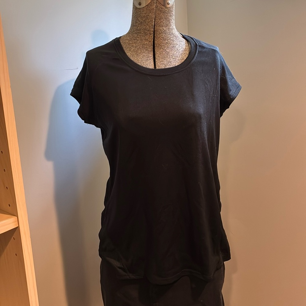 💜 4/$20 - Champion Duo Dry Workout Top